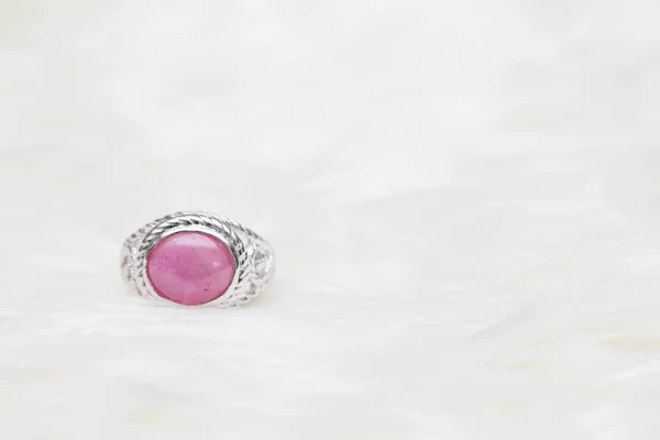 Pink stone on silver ring — ストック写真