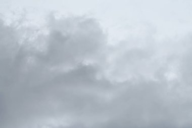 Yağmurlu (veya yağmur) bulut, gri renkli arka plan