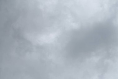 Yağmurlu (veya yağmur) bulut, gri renkli arka plan