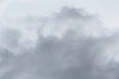 Yağmurlu (veya yağmur) bulut, gri renkli arka plan