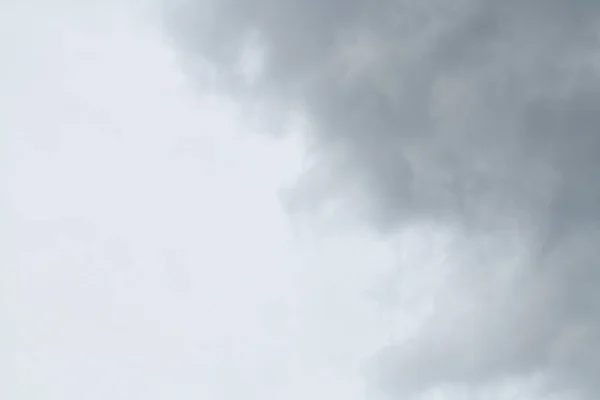 Nube de lluvia (o lluvia), fondo de color gris —  Fotos de Stock