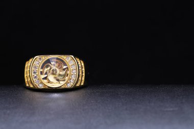 Altın yüzük, Türbin