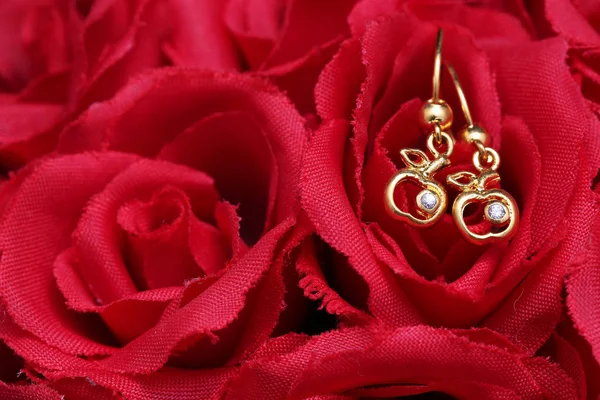 Anel de orelha com flor e jóias Fotografia De Stock