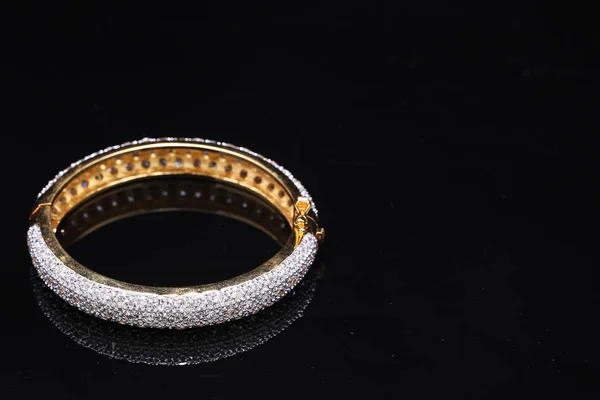 Bracelet, bracelet ancien style thai antique — Photo