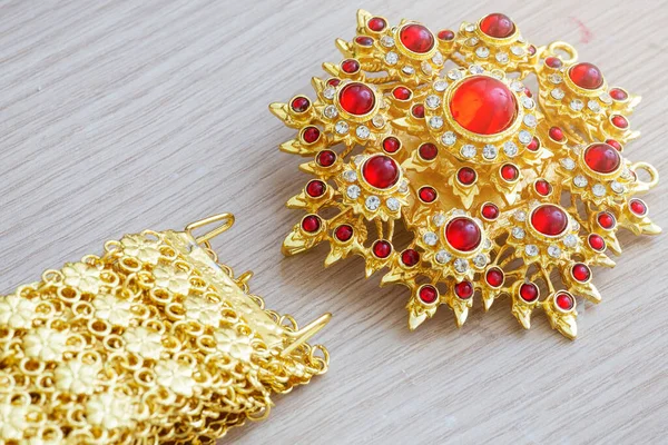 Gouden Riem Thaise Stijl Met Rode Edelsteen Diamant — Stockfoto