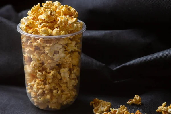 Popcorn Velkém Kbelíku — Stock fotografie
