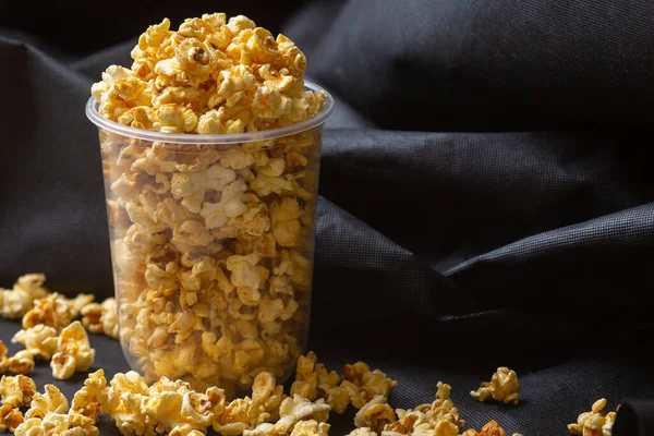 Popcorn Velkém Kbelíku — Stock fotografie