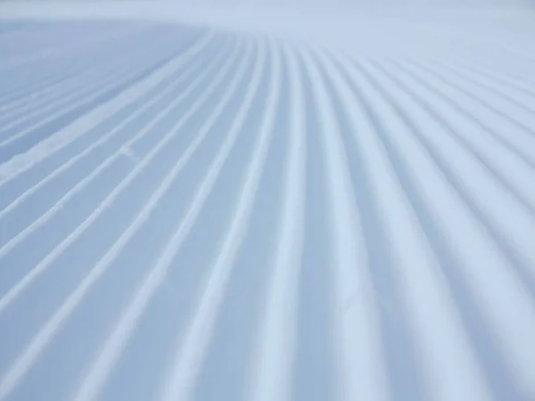 Schnee Aus Nächster Nähe Auf Der Skipiste Präparierte Ski Und — Stockfoto