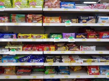 Chiang Rai, Tayland - 26 Kasım: çeşitli marka çikolata w