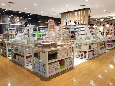 Chiang Rai, Tayland - 2 Şubat: mağaza iç görünüm mutfak eşyaları mağazası merkez Plaza ile 2 Şubat 2017 yılında Chiang rai, Tayland.