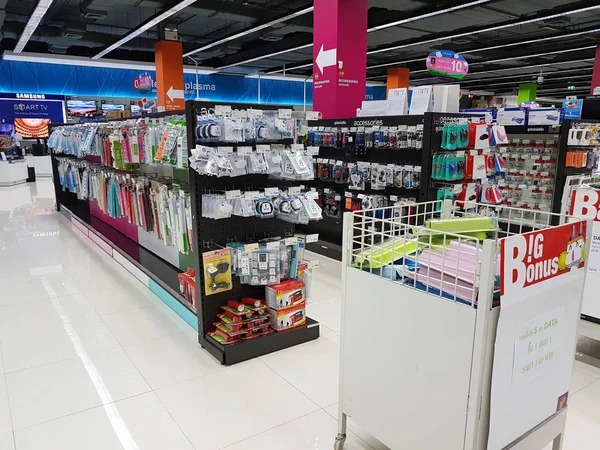 CHIANG RAI, THAILAND - FEBRUARY 2 : Department store interior view with aisle at Central Plaza on February 2, 2017 in Chiang rai, Thailand. — Stock Photo, Image