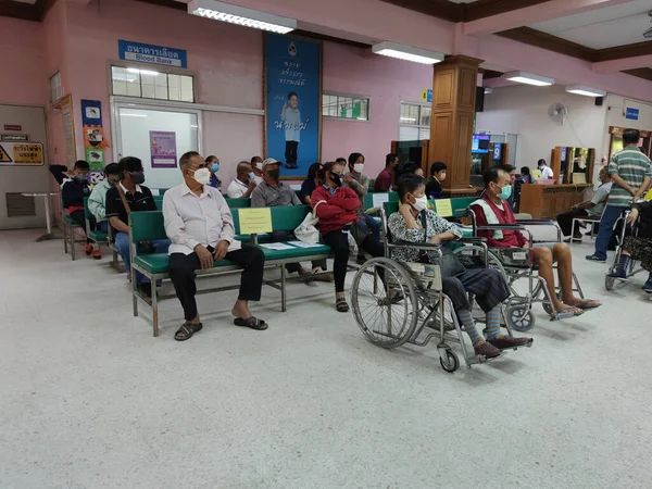 Chiang Rai Thailand März Unbekannte Asiatische Patienten Warten Während Der — Stockfoto