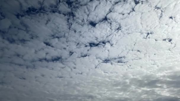 Magnifiques Nuages Superposent Ciel Clair Tranquille Pure Scène Sérénité — Video