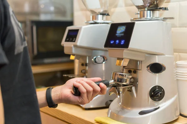 Kapalı çekimli iskele filtresi ve kahveci