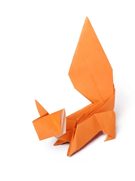 Curiosa ardilla de dibujos animados origami en un blanco — Foto de Stock