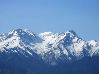 Güzel dağ zirveleri