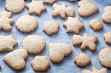 Noel kurabiye pişirme