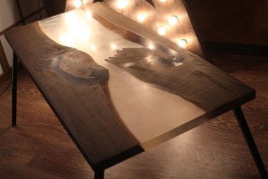 Ahşap ve epoksi tablo ahşap iç yıldız lambalı