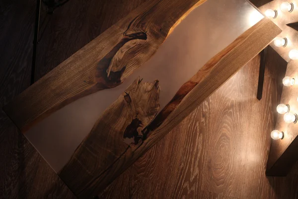 Ahşap ve epoksi tablo ahşap iç yıldız lambalı