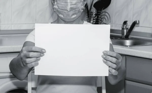 Schwarz Weiß Nahaufnahme Der Hände Einer Reifen Frau Einer Medizinischen — Stockfoto