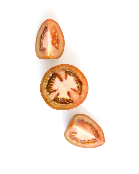 Pomidory Plasterkach Ćwierćdolarówki Białym Tle Miejsce Tekst — Zdjęcie stockowe
