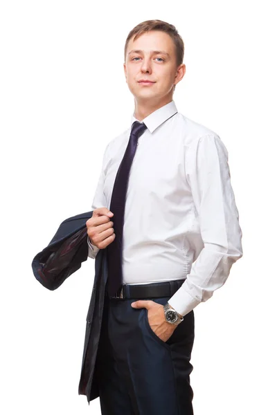 Genç yakışıklı işadamı bir ceket cebinde bir elini ve öte yandan tutuyor. Beyaz arka plan üzerinde izole portre — Stok fotoğraf