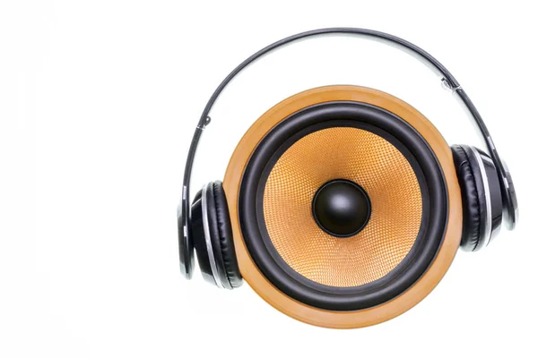 Kevlar ηχείο με τα ακουστικά — Φωτογραφία Αρχείου