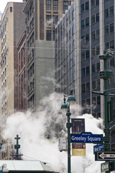ニューヨーク市、米国で蒸気孔 — ストック写真