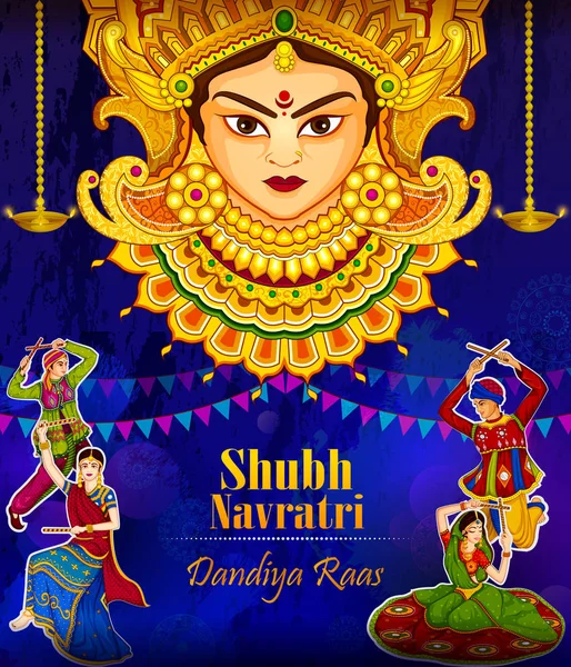 Garba dansı Dandiya Raas Dussehra veya Navratri için performans Çift