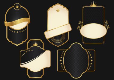 Viktorya döneminden kalma eski moda dekoratif şarap şişesi ve lüks markalaşma için altın etiket