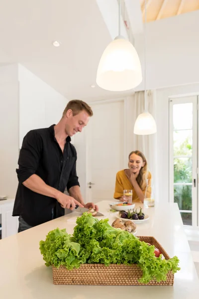 Couple Making Lunch White Island Kitchen Home — 스톡 사진