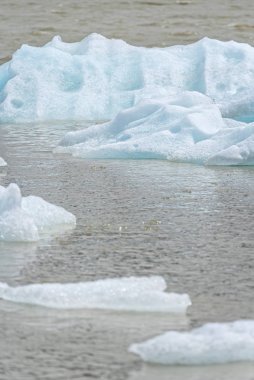 Laguna Torre 'de buz kütleleri, El Chalten' deki Buzul Ulusal Parkı, Patagonya, Arjantin