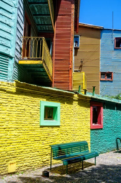 Kleurrijke huizen op Caminito in Prov. de Buenos Aires, Argentinië — Stockfoto