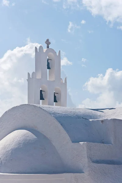 Igreja Branca Ortodoxa Frente Mar Ilha Santorini Grécia — Fotografia de Stock
