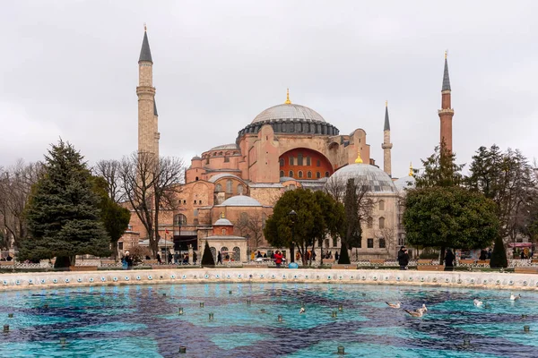 Φεβρουαρίου 2018 Βρύση Μπροστά Από Την Αγία Σοφία Κωνσταντινούπολη Τουρκία — Φωτογραφία Αρχείου