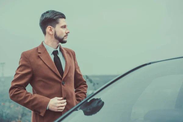 Portret Van Een Jongen Met Een Baard Van Dertig Jaar — Stockfoto