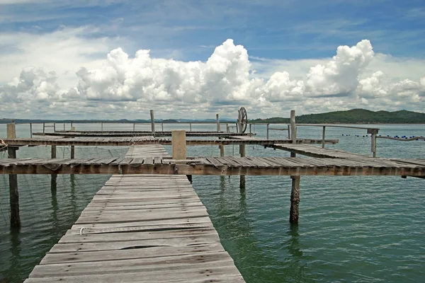Wooden jetty in the sea — Stock Photo, Image