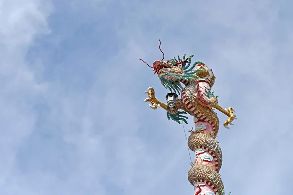 Statue dragon chinois — Photo