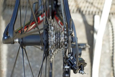 Bisiklet dişli ve zincir