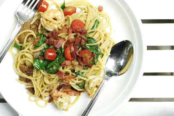 Lezzetli İtalyan spagetti — Stok fotoğraf