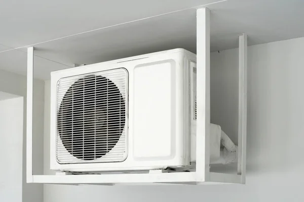 Outdoor unit of air conditioner — Stock Photo, Image