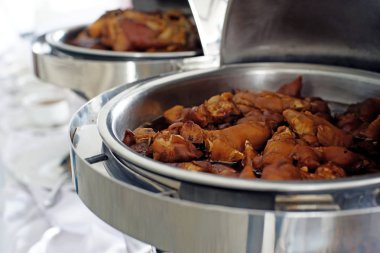 Demlenmiş Domuz bacak