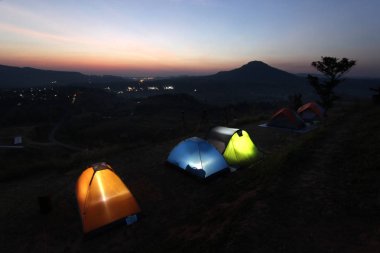 Kamp Çadırları, twilight saat