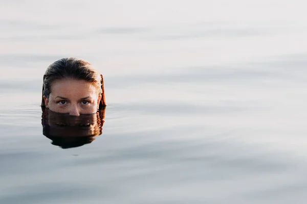 Young Woman Floating Water Surface Sea — Stock Photo, Image