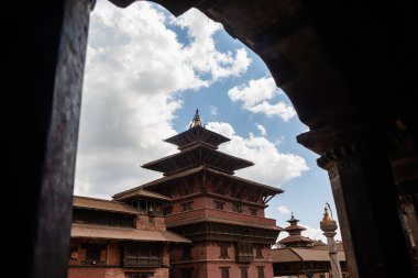 Patan Durbar Meydanı, Patan, Nepal, UNESCO tarafından Krishna Mandir 'in duvarından görüldüğü gibi ilan edilen Dünya Mirası Alanından.)