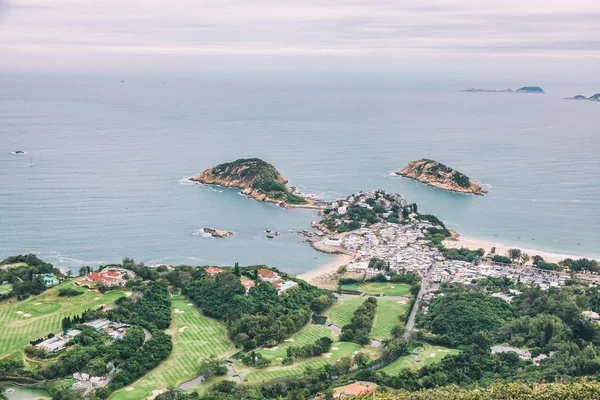 Pueblo junto al mar — Foto de Stock