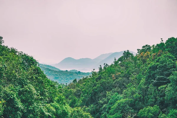 Dağ ve vadi — Stok fotoğraf