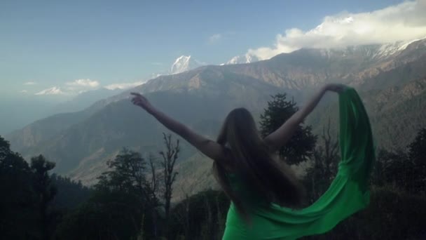 Menina Modelo Himalaia Nepal Selva Everest Tibete Anapurta Dança Templo — Vídeo de Stock