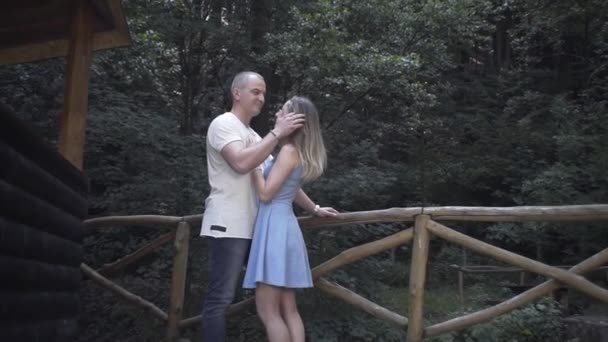 Husband Wife Enjoy Each Other Outdoors Lovely Family Hugs Parents — Stock Video