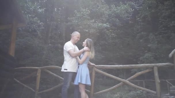 Husband Wife Enjoy Each Other Outdoors Lovely Family Hugs Parents — Stock Video